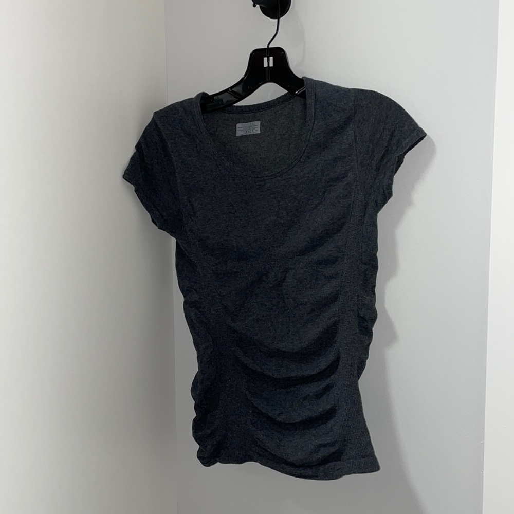 Short sleeve Athleta ribbed t shirt